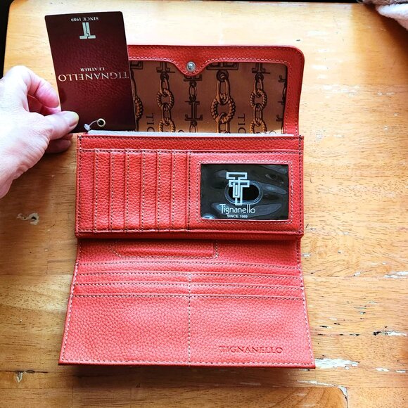 🎈 Tignanello Leather Coral Pink Orangy Wallet Clutch NEW Lots of sections - Picture 3 of 13